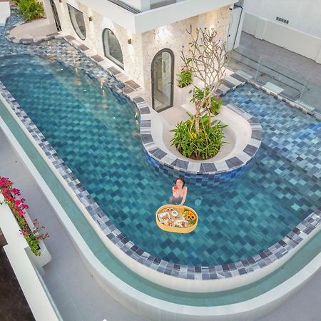 V Boutique Hotel - Complimentary Refreshments Вунгтау Екстер'єр фото