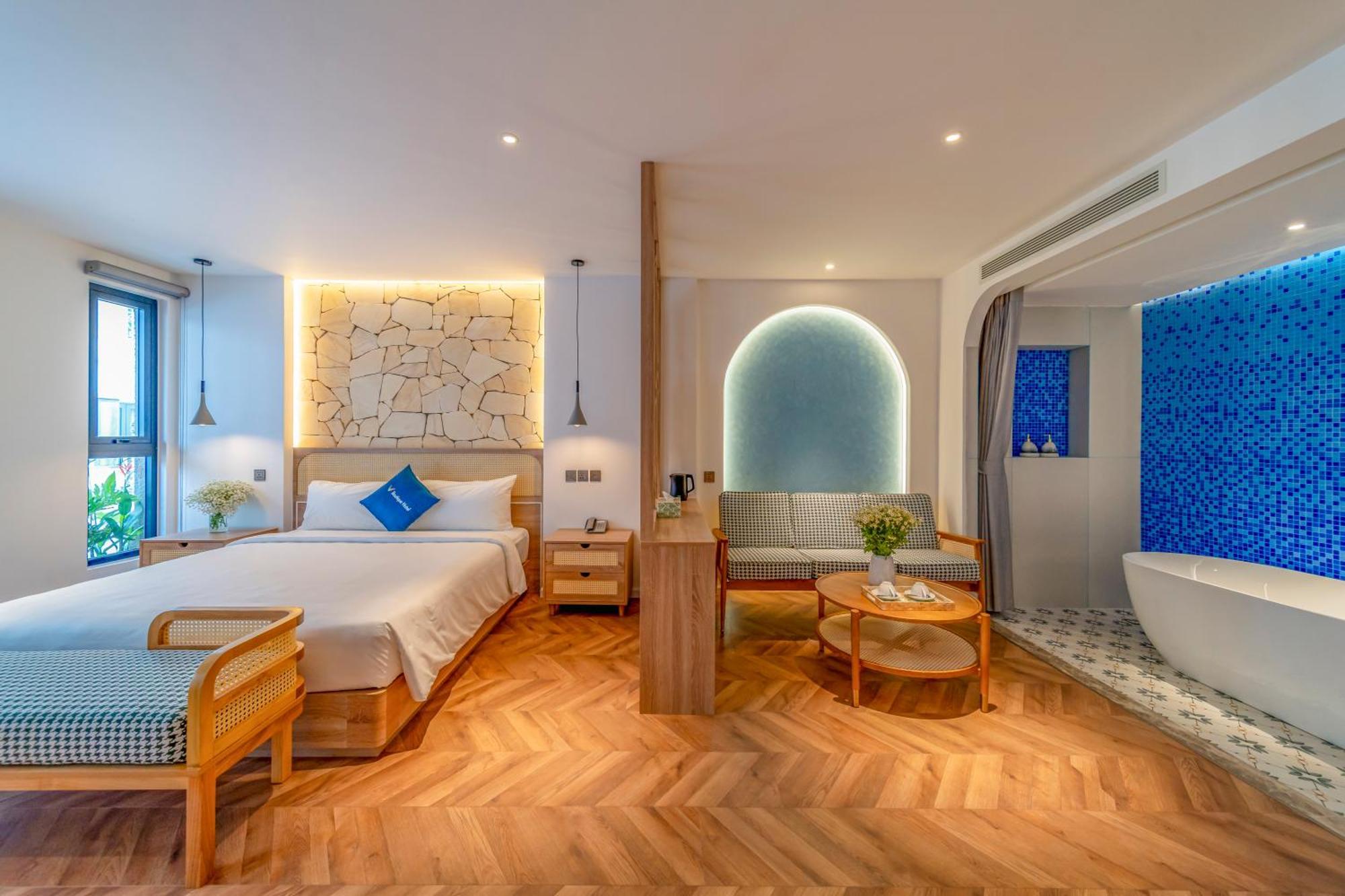 V Boutique Hotel - Complimentary Refreshments Вунгтау Екстер'єр фото