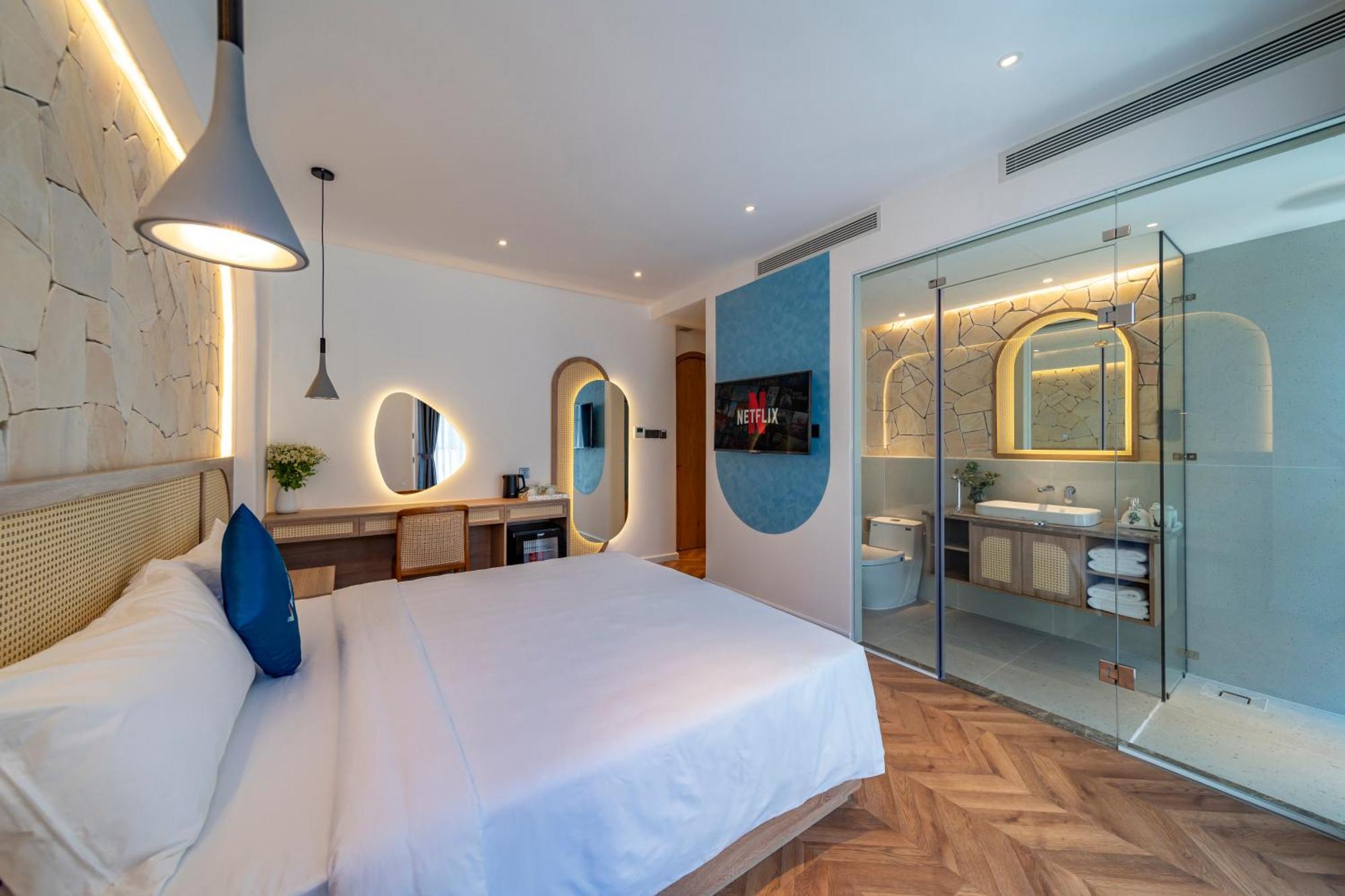 V Boutique Hotel - Complimentary Refreshments Вунгтау Екстер'єр фото
