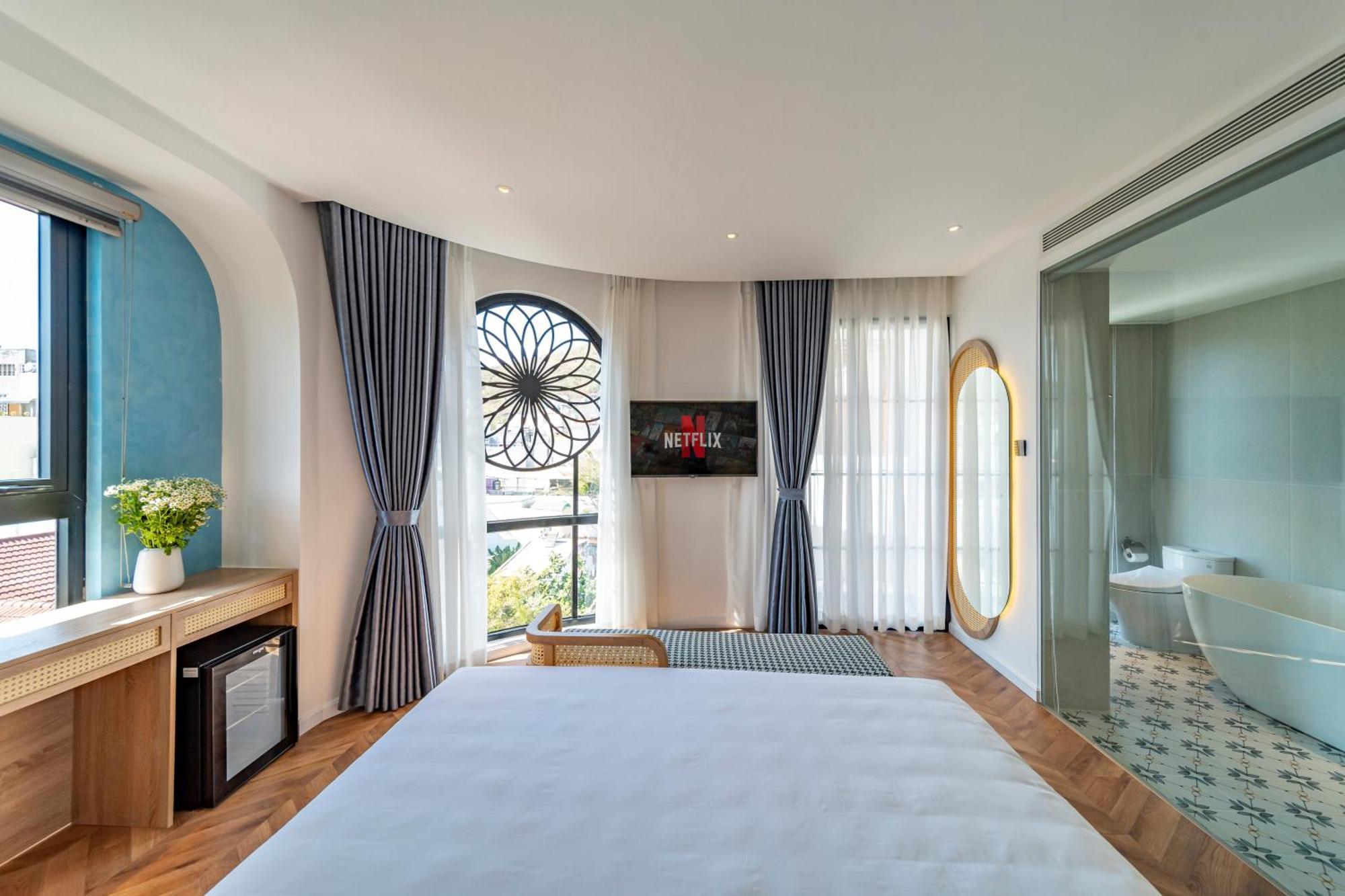 V Boutique Hotel - Complimentary Refreshments Вунгтау Екстер'єр фото
